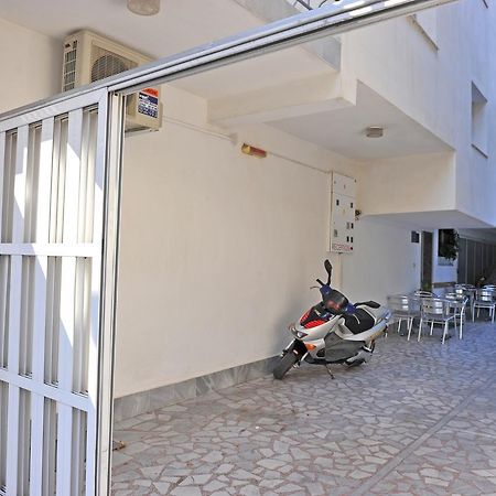 Family Hotel Blazhi Sandanski Exterior photo