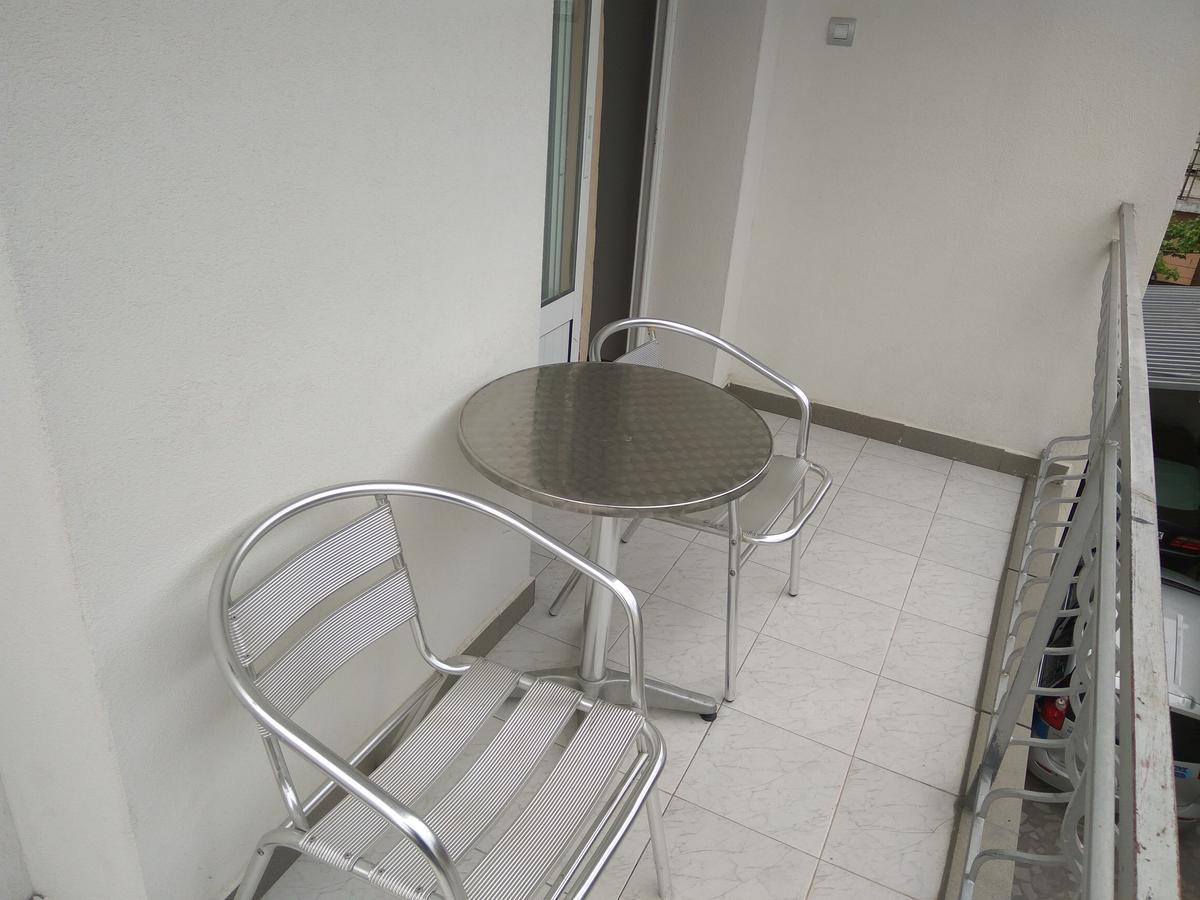 Family Hotel Blazhi Sandanski Exterior photo